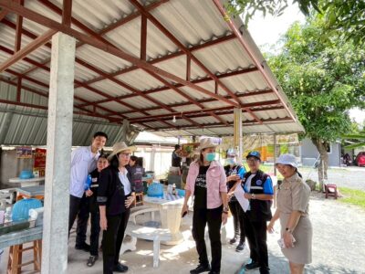 Read more about the article เทศบาลตำบลสำราญราษฎร์ ลงพื้นที่สำรวจและประชาสัมพันธ์เกณฑ์มาตรฐานสุขาภิบาลอาหาร (SAN) แก่ผู้ประกอบการในพื้นที่