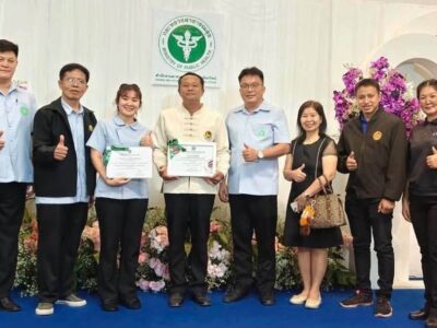 Read more about the article เทศบาลตำบลสำราญราษฎร์ ร่วมแสดงความยินดีกับชุมชนบ้านสันโป่ง และชมรมผู้สูงอายุตำบลสำราญราษฎร์ ที่ได้รับรางวัลระดับจังหวัด ประจำปี พ.ศ. 2569
